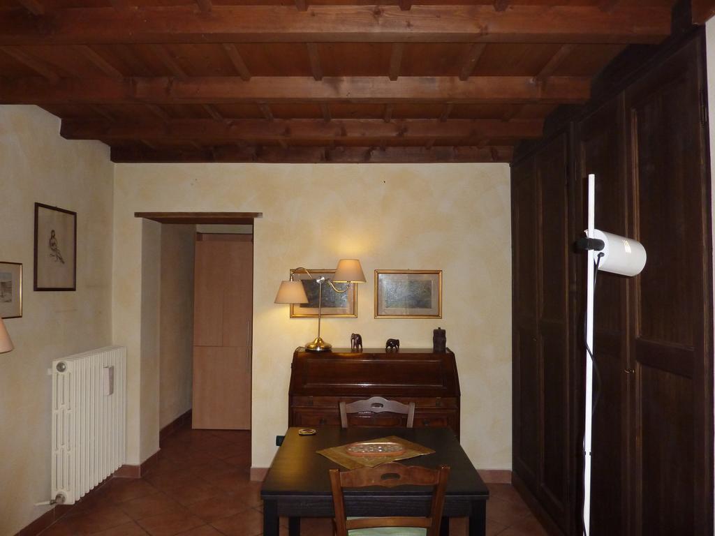 Country House Lägenhet Zerbolo Rum bild